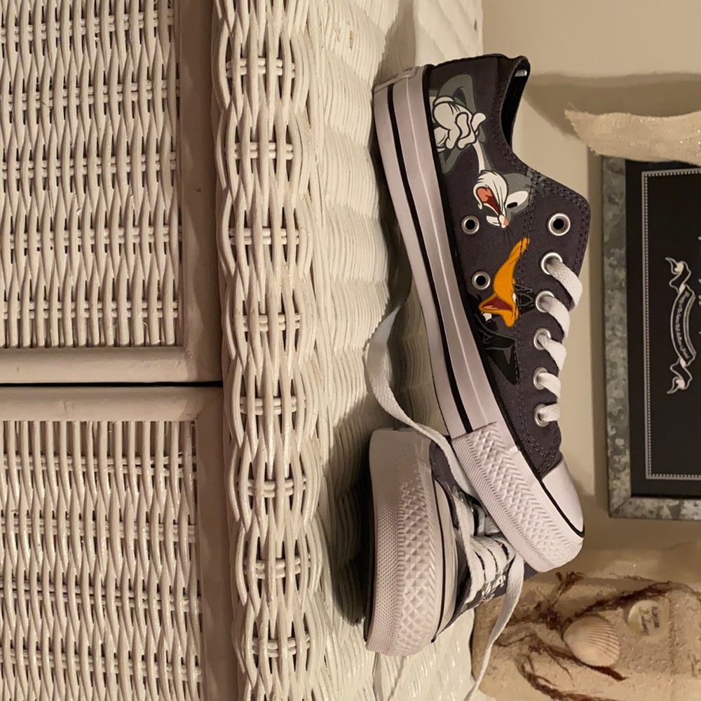 Converse